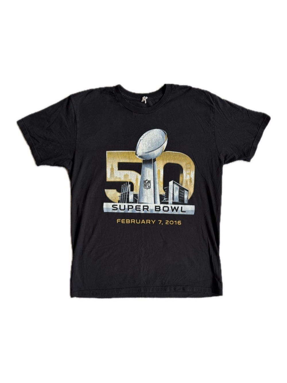 Vintage Super Bowl 50 2016 Broncos vs Panthers Graphic Tee